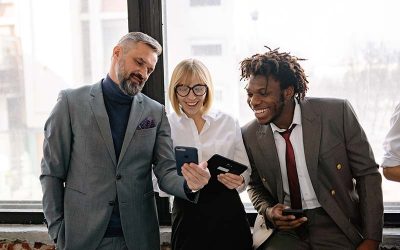 Razones por las que Su Negocio Necesita una Presencia en Línea Sólida